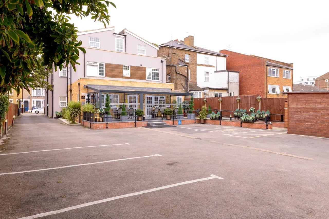 Imperial Guest House Ltd. Hounslow Exterior photo