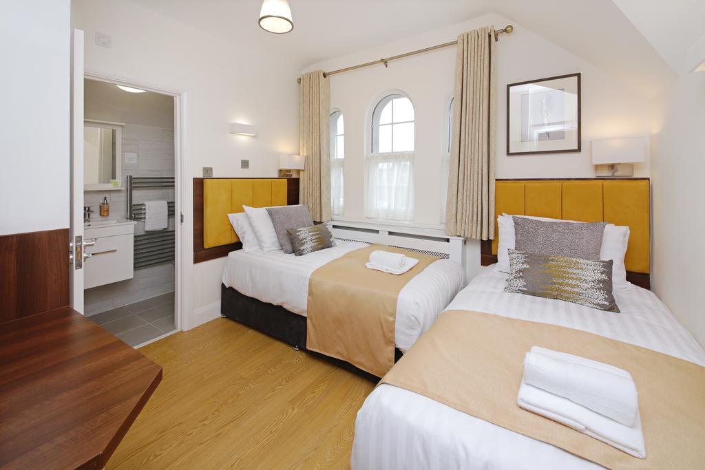 Imperial Guest House Ltd. Hounslow Room photo